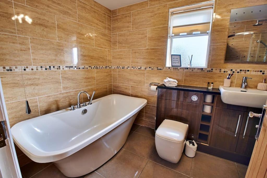The Chase, Luxury Hot Tub Retreat, Pets Welcomed Dipton Eksteriør bilde