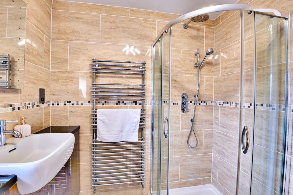 The Chase, Luxury Hot Tub Retreat, Pets Welcomed Dipton Eksteriør bilde
