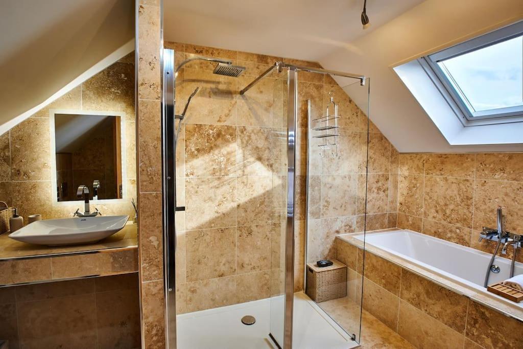 The Chase, Luxury Hot Tub Retreat, Pets Welcomed Dipton Eksteriør bilde